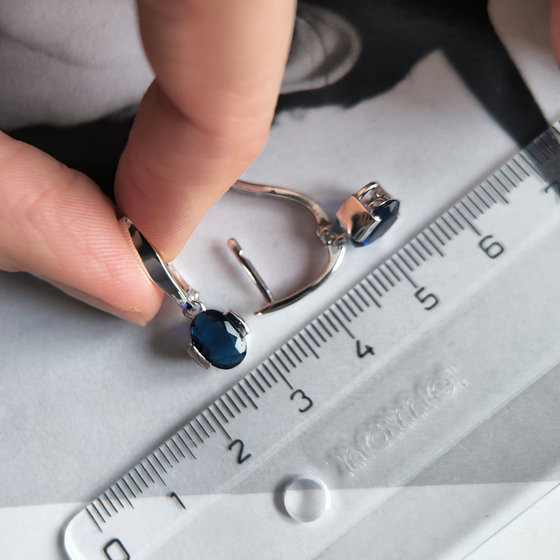 Серебряные серьги с сапфиром nano 1.825ct