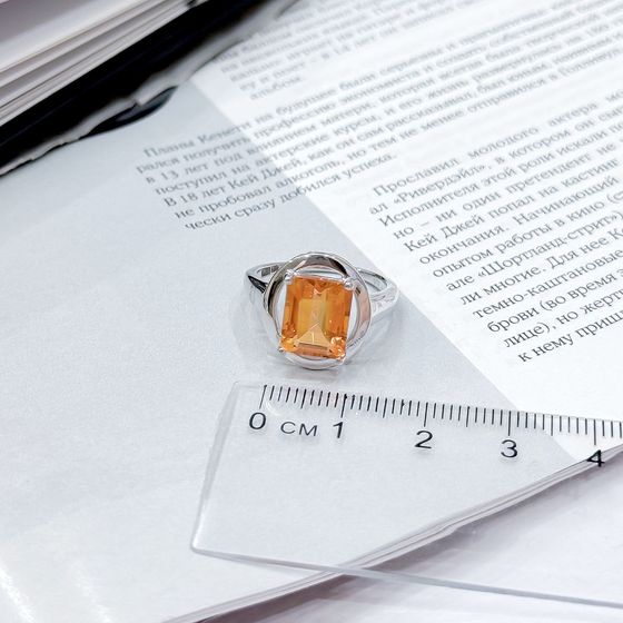 Серебряное кольцо с золотим кварцем 3.388ct