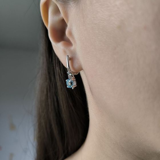 Серебряное кольцо с топазом 1.125ct