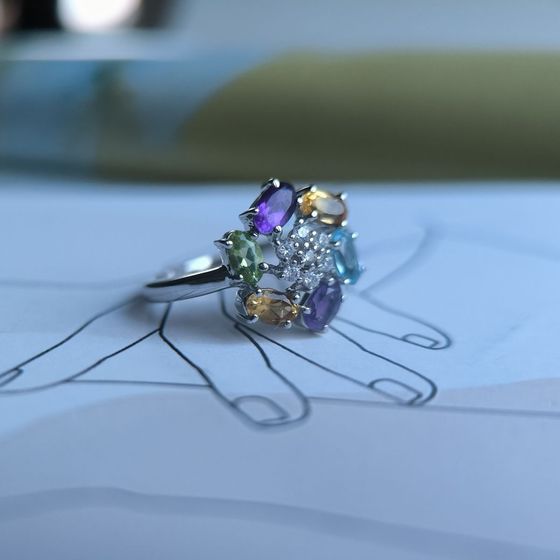 Серебряное кольцо с аметистом 1.577ct, цитрином, хризолітом, топазом