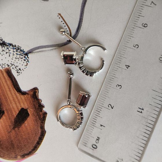 Серебряные серьги с гранатом 2.605ct