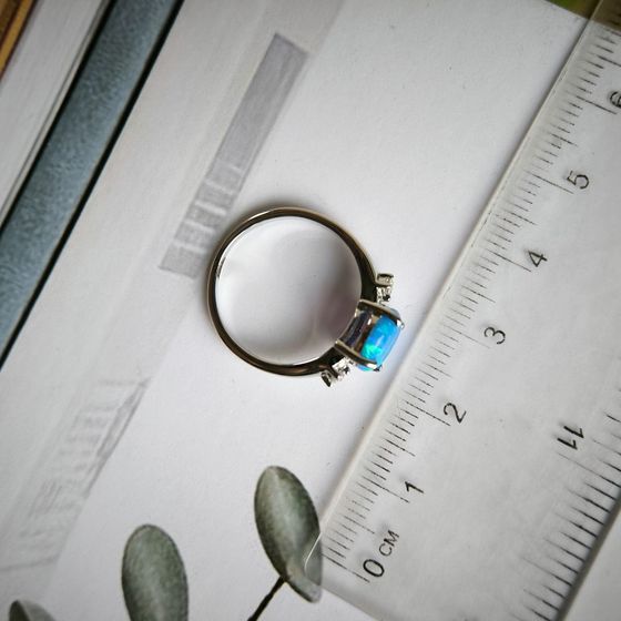 Серебряное кольцо с опалом 0.916ct