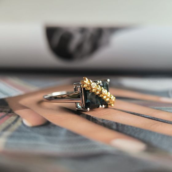 Серебряное кольцо с топазом Лондон Блю 2.603ct