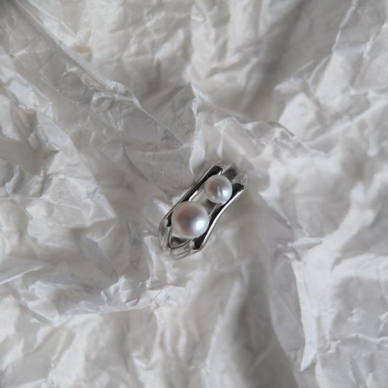 Серебряное кольцо с жемчугом 2.5ct
