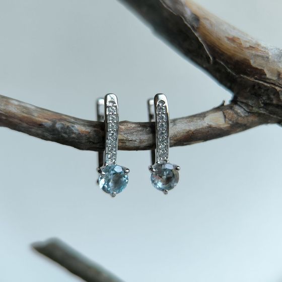Серебряные серьги с топазом 1.361ct