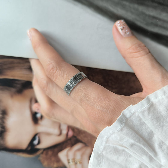 Серебряное кольцо с фианитами