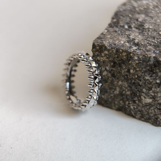 Серебряное кольцо без камней
