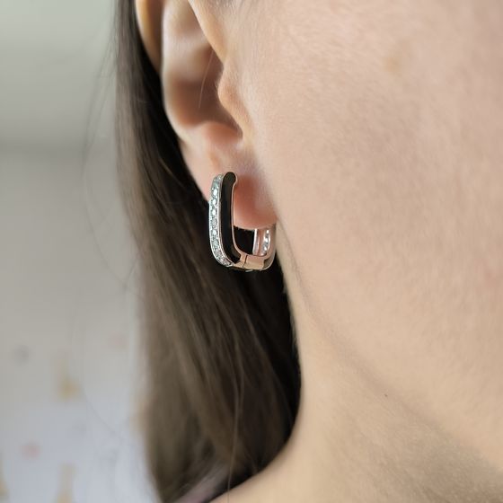 Серебряные серьги с фианитами, емаллю