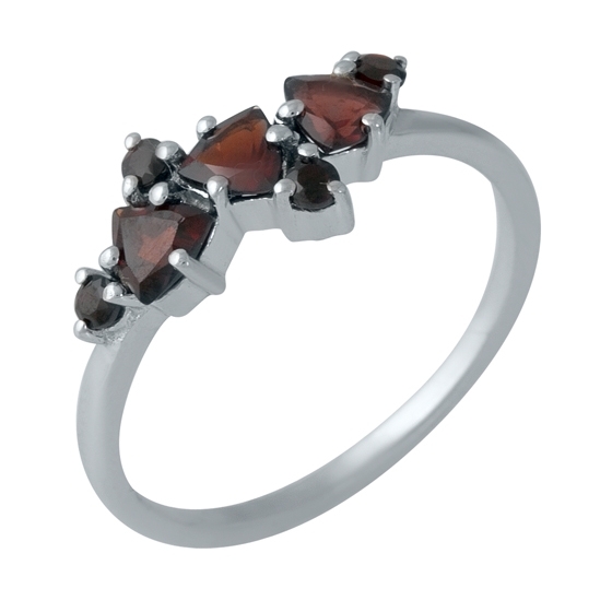 Серебряное кольцо с гранатом 1.067ct