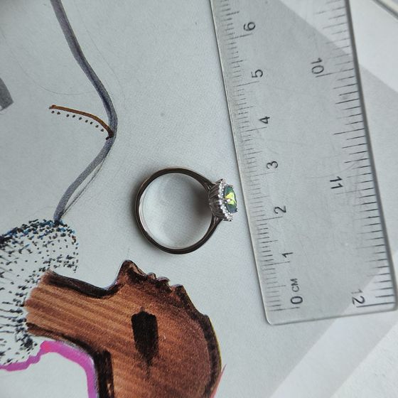 Серебряное кольцо с мистик топазом 0.801ct