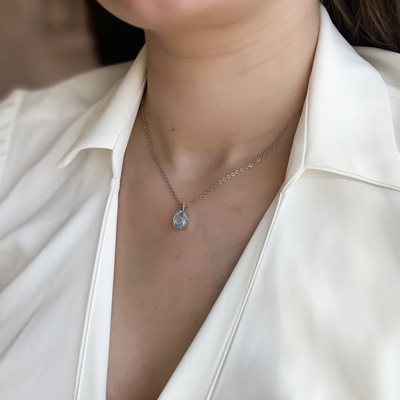 Серебряная подвеска с топазом 3.025ct