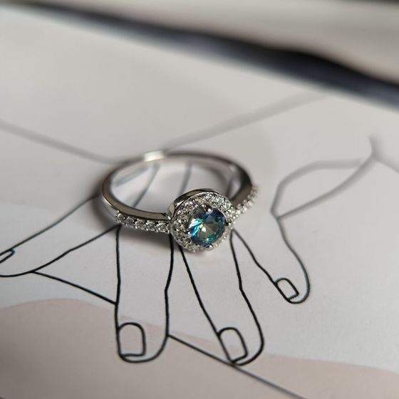 Серебряное кольцо с мистик топазом 0.75ct