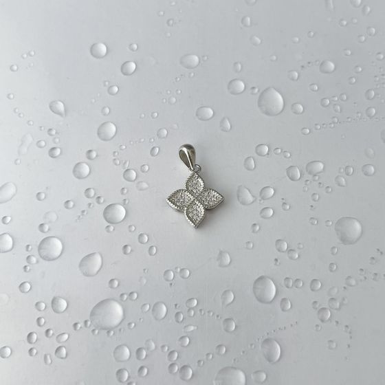 Серебряная подвеска с фианитами