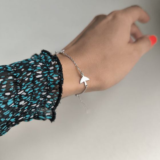 Серебряный браслет без камней