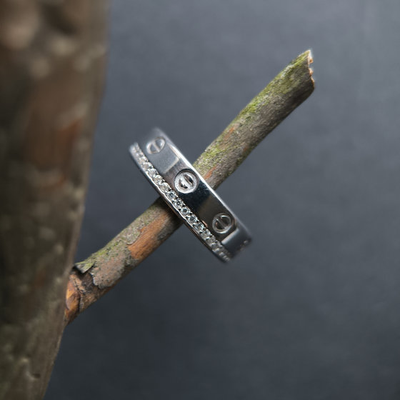 Серебряное кольцо с фианитами