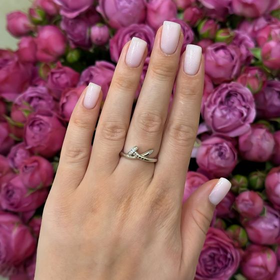 Серебряное кольцо с фианитами