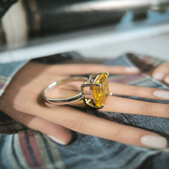 Серебряное кольцо с цитрином nano 4.52ct
