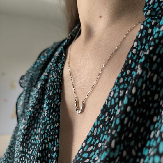 Серебряное колье с фианитами