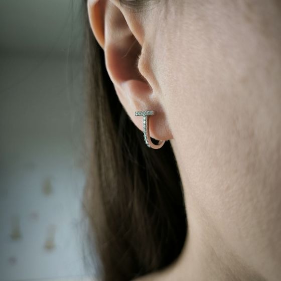 Серебряные серьги с фианитами