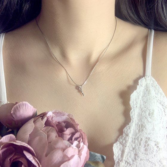 Серебряная подвеска с фианитами Серебряная подвеска с фианитами