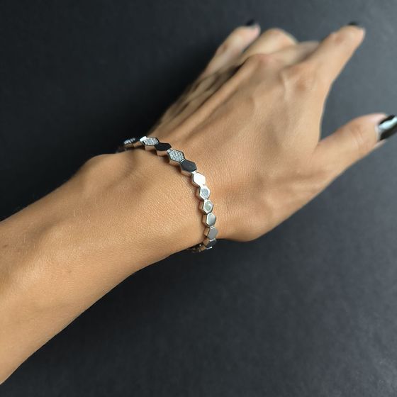 Серебряный браслет с фианитами