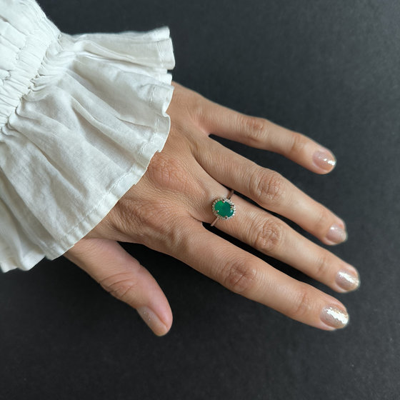 Серебряное кольцо с агатом 1.415ct, фианитами