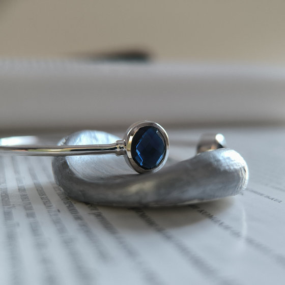 Серебряный браслет с сапфиром nano 4.52ct