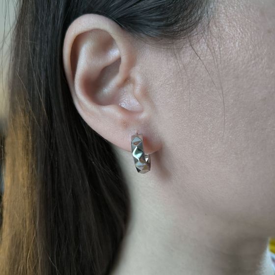 Серебряные серьги без камней Серебряные серьги без камней