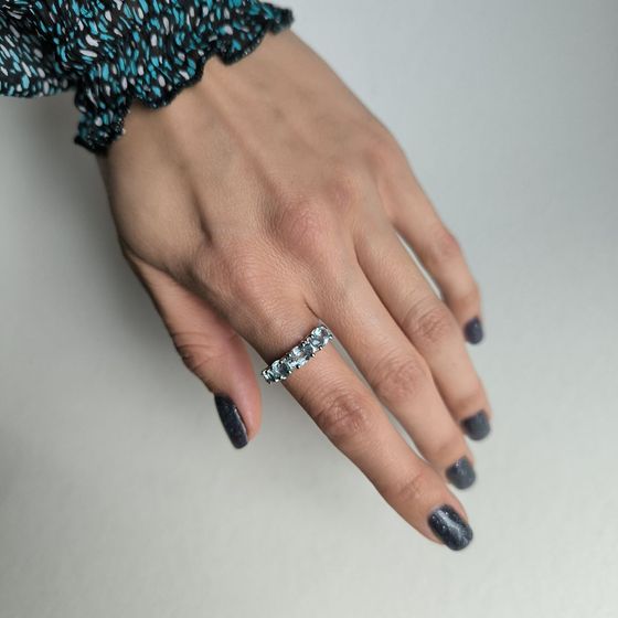 Серебряное кольцо с топазом 2.775ct