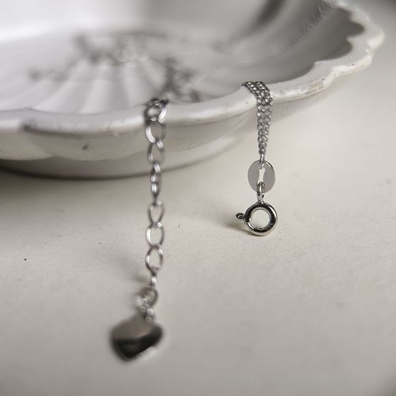 Серебряное колье с фианитами