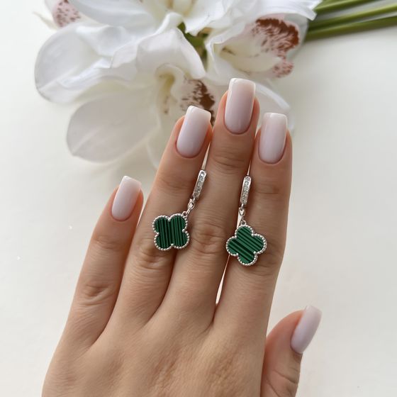 Серебряные серьги с малахитом