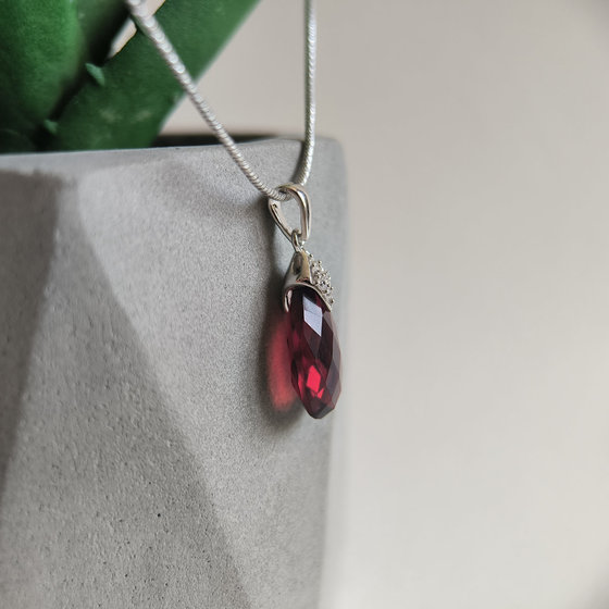 Серебряная подвеска с гранатом nano 4.42ct, фианитами