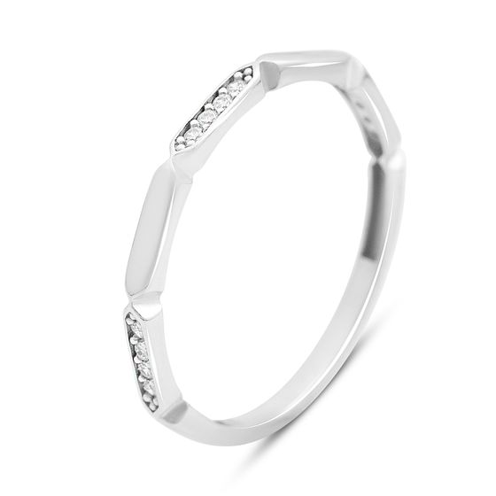 Серебряное кольцо с фианитами