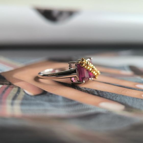 Серебряное кольцо с рубином 4.188ct