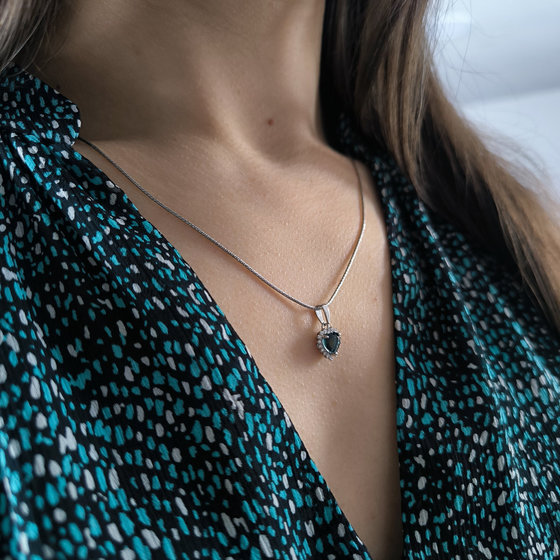 Серебряная подвеска с топазом Лондон Блю 0.948ct, фианитами