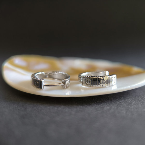 Серебряные серьги с фианитами