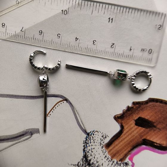 Серебряные серьги с изумрудом nano 8.565ct