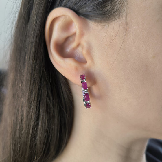 Серебряные серьги с рубином 6.145ct, фианитами
