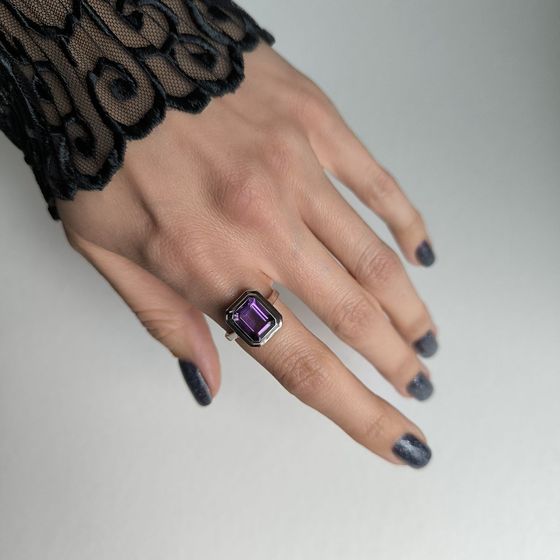 Серебряное кольцо с аметистом 3.125ct