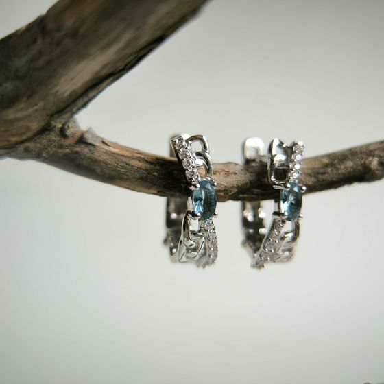 Серебряные серьги с топазом Лондон Блю 0.638ct