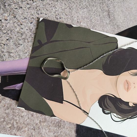 Серебряное колье без камней