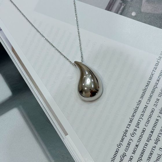 Серебряное колье без камней