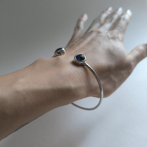 Серебряный браслет с сапфиром nano 4.52ct