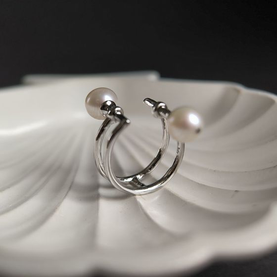 Серебряное кольцо с жемчугом