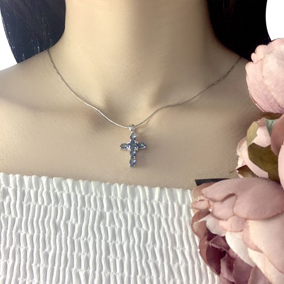 Серебряный крестик с мистик топазом