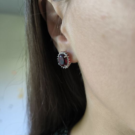 Серебряные серьги с гранатом nano, фианитами