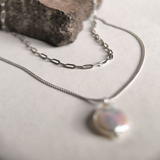 Серебряное колье с жемчугом барочным Серебряное колье с жемчугом барочным