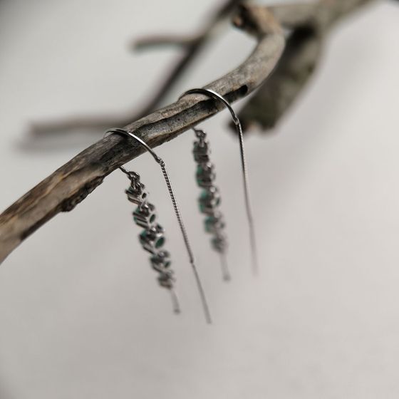 Серебряные серьги с изумрудом 2.447ct