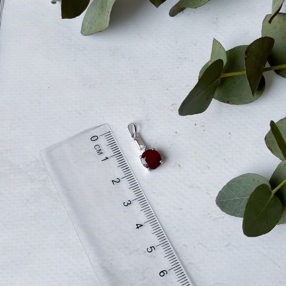 Серебряная подвеска с рубином 2.783ct, фианитами