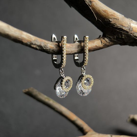 Серебряные серьги с фианитами